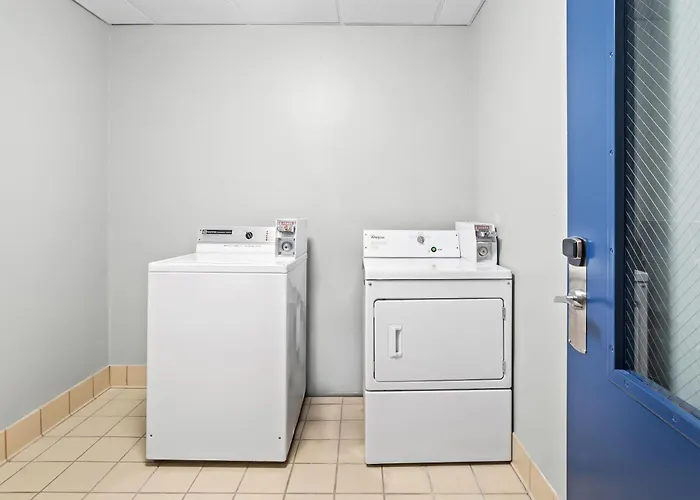 Spark By Hilton Bettendorf Quad Cities